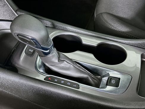 Used 2024 Chevrolet Malibu LS image 23