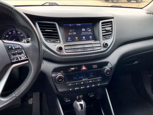 Used 2018 Hyundai Tucson Sport w/ Cargo Package image 7