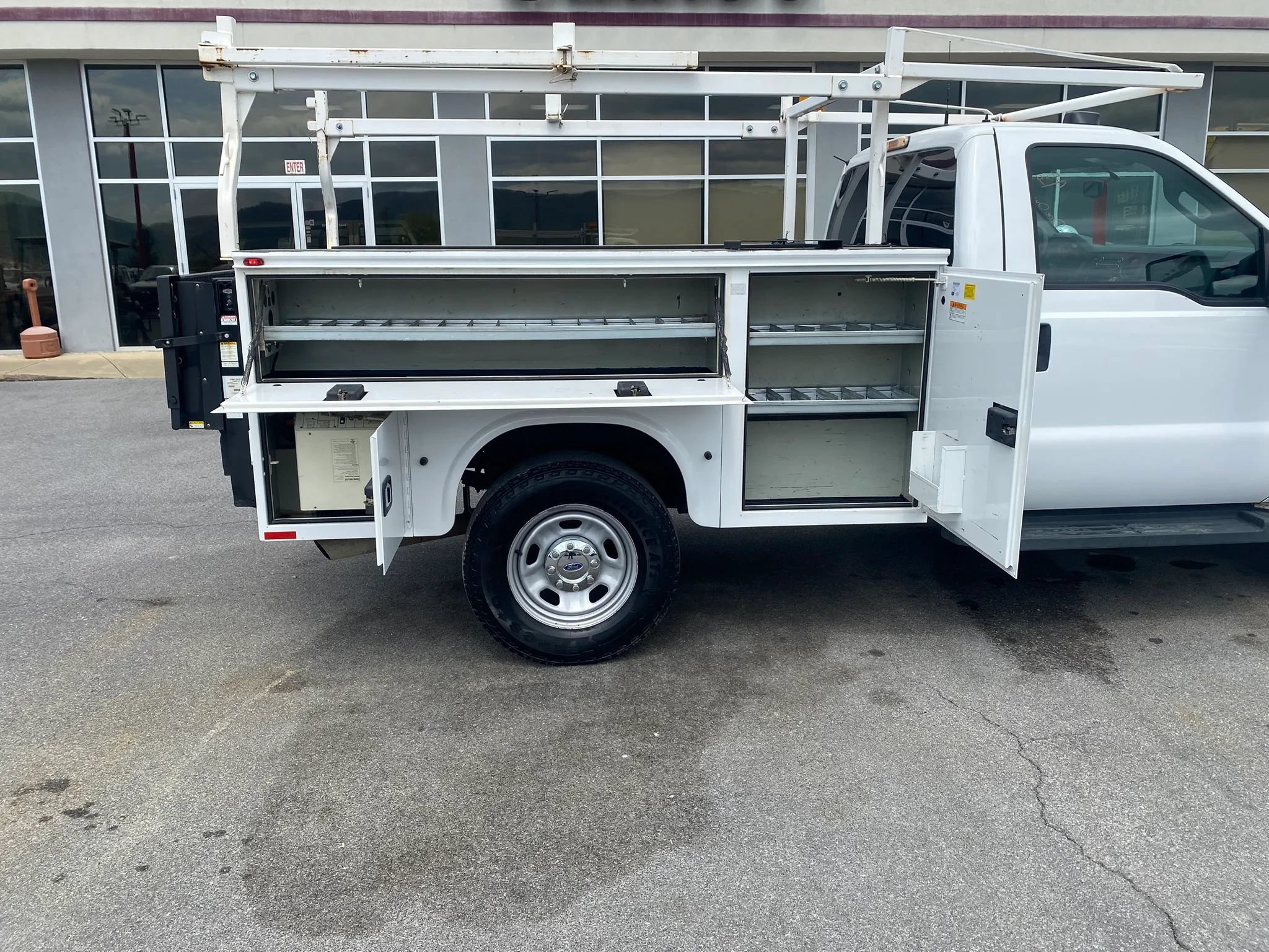 Used 2015 Ford F350 XL AWD/4WD image 24