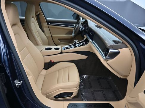 Certified 2023 Porsche Panamera Platinum Edition RWD image 31