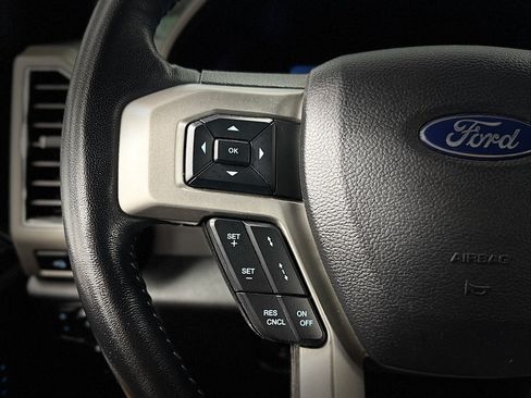 Used 2022 Ford F250 Lariat w/ Lariat Ultimate Package AWD/4WD image 20