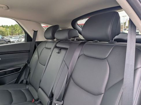 Used 2025 Genesis GV70 2.5T image 28