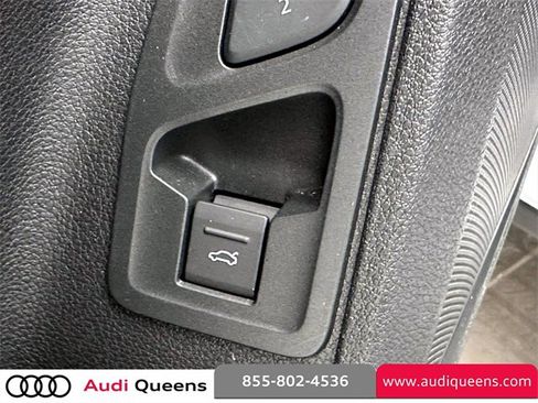 Certified 2025 Audi Q3 2.0T Premium w/ Convenience Package image 19