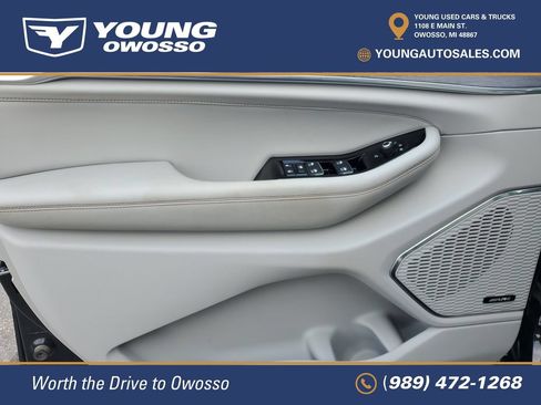 Used 2022 Jeep Grand Cherokee Overland w/ Luxury Tech Group IV AWD/4WD image 23