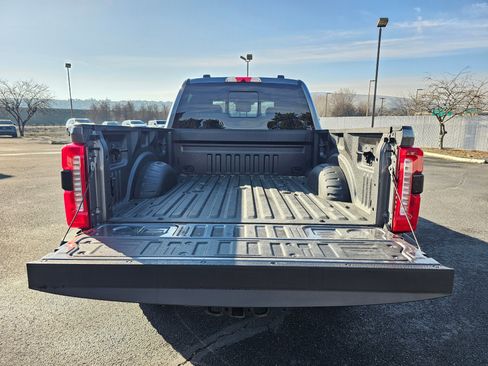 Used 2023 Ford F350 Lariat image 31