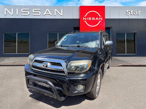 Used 2007 Toyota 4Runner SR5 AWD/4WD image 3