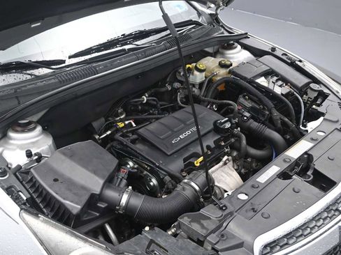 Used 2014 Chevrolet Cruze LT w/ RS Package image 19