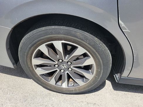 Used 2023 Honda Odyssey EX-L image 7