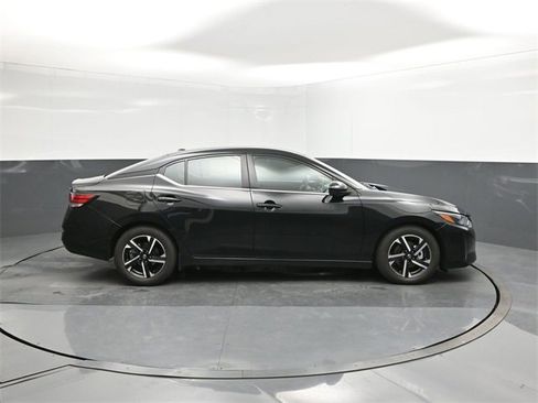 Certified 2024 Nissan Sentra SV image 26