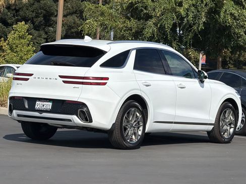 Used 2025 Genesis GV70 2.5T w/ Advanced Package AWD/4WD image 2