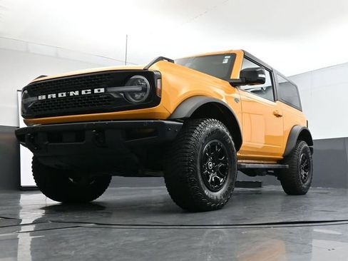 Used 2021 Ford Bronco Wildtrak image 38