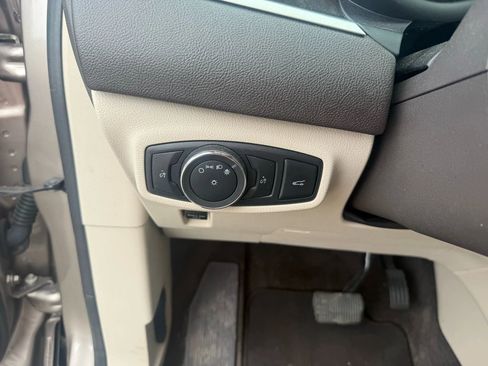 Used 2018 Lincoln MKC Reserve w/ Lincoln MKC Climate Package image 23