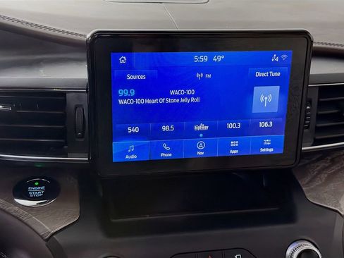 Used 2020 Ford Explorer Platinum image 17