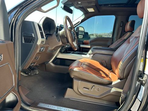 Used 2022 Ford F450 King Ranch w/ King Ranch Ultimate Package AWD/4WD image 8