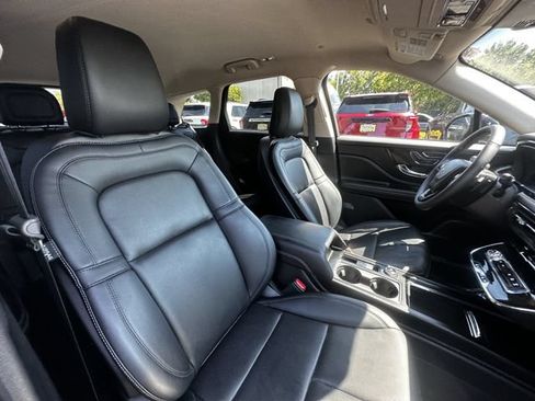 Certified 2024 Lincoln Corsair AWD w/ Equipment Group 101A image 35