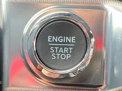 New 2025 Ford F150 Lariat w/ Equipment Group 502A High image 15