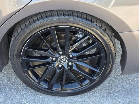 Used 2023 Toyota Camry XSE image 30