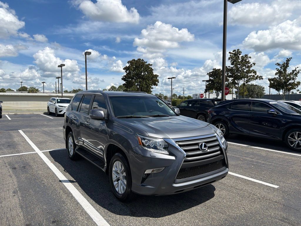 Used 2018 Lexus GX 460 Premium w/ Premium Package AWD/4WD image 3