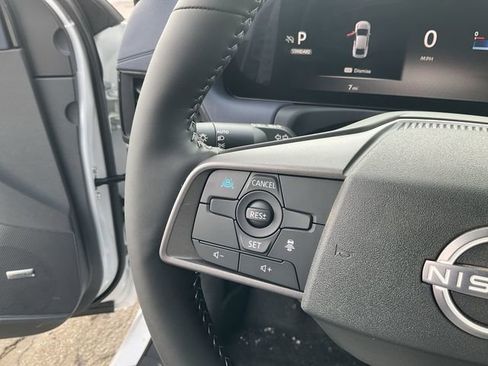 New 2026 Nissan Sentra SL w/ Floor Mat Package FWD image 23