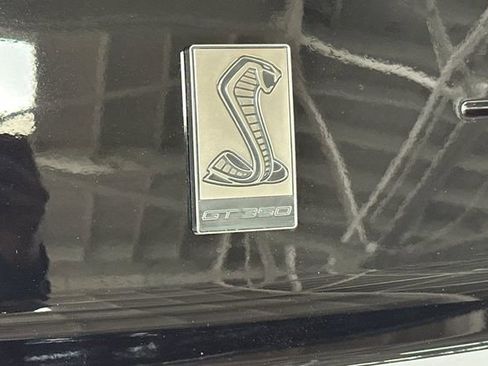 Used 2019 Ford Mustang Shelby GT350 w/ Technology Package image 33