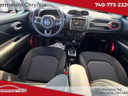 Used 2023 Jeep Renegade Trailhawk AWD/4WD image 20