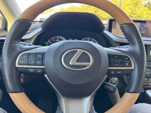 Used 2018 Lexus RX 350 AWD w/ Premium Package image 9