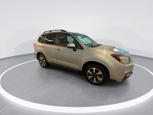 Used 2018 Subaru Forester 2.5i Premium image 8
