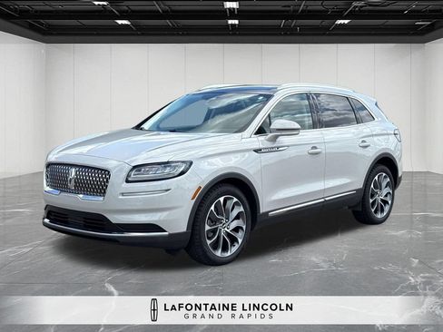 Certified 2022 Lincoln Nautilus Reserve AWD/4WD image 1