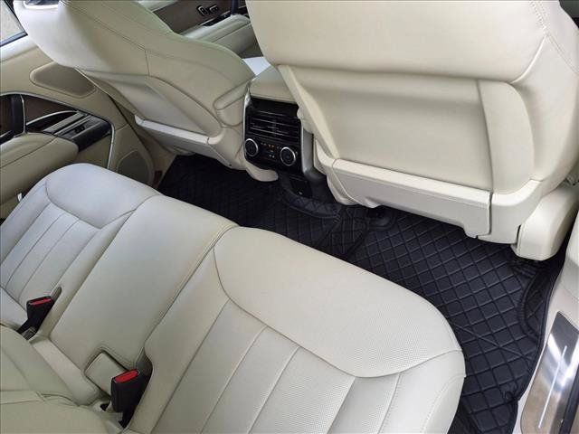 Used 2026 Land Rover Range Rover SE AWD/4WD image 20