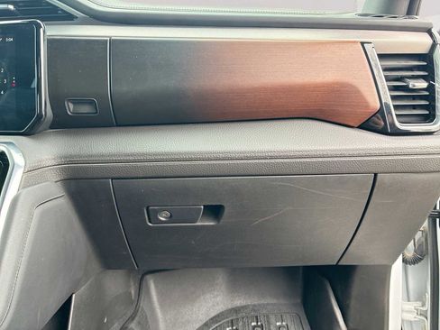 Certified 2024 GMC Sierra 2500 Denali w/ Denali Reserve Package image 30