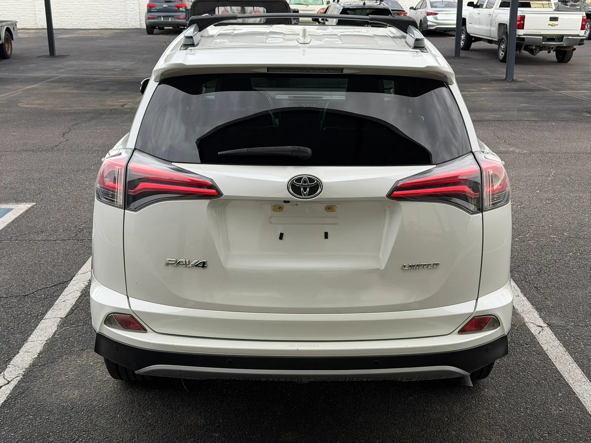 Used 2017 Toyota RAV4 Limited w/ Advanced Technology Package FWD image 9