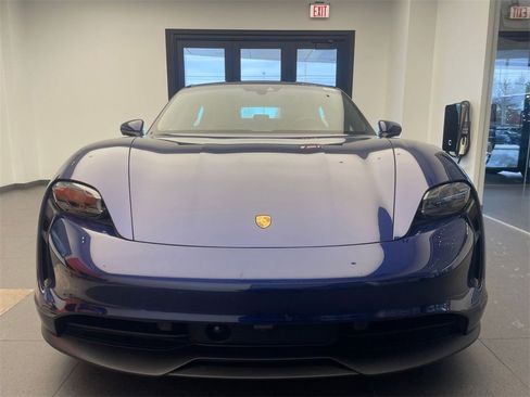 Used 2021 Porsche Taycan 4S image 23