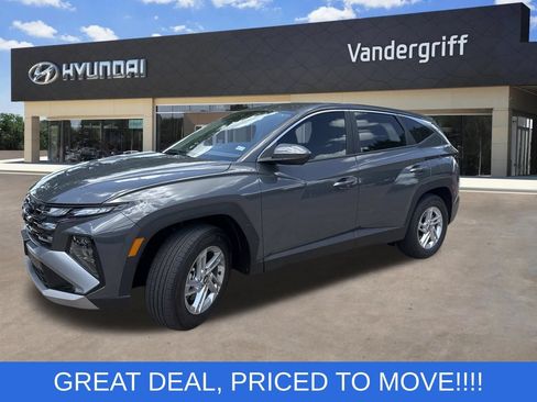 Used 2025 Hyundai Tucson SE FWD image 1