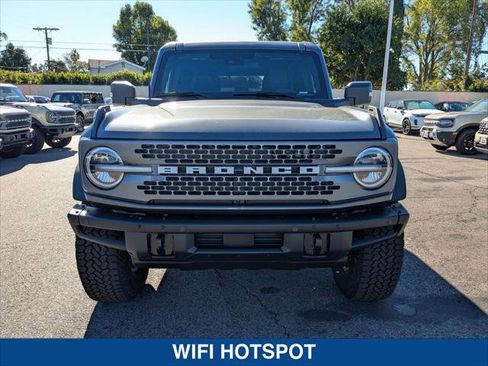 New 2025 Ford Bronco Badlands image 8