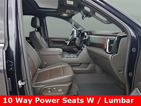 Used 2024 GMC Sierra 3500 Denali w/ Denali Reserve Package image 35