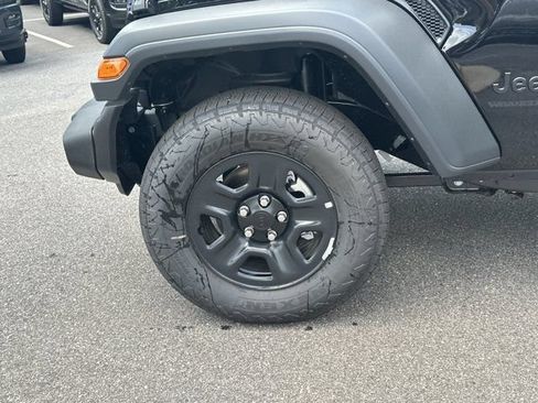 New 2026 Jeep Wrangler Unlimited Sport AWD/4WD image 11