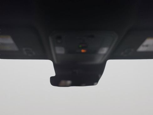 Used 2025 Toyota Tacoma SR5 image 27