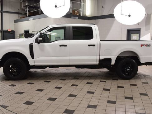 Used 2024 Ford F250 XL w/ STX Appearance Package AWD/4WD image 3