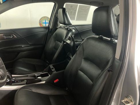 Used 2016 Honda Accord EX-L image 9