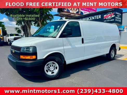 Used 2019 Chevrolet Express 3500 Extended w/ Driver Convenience Package RWD image 1