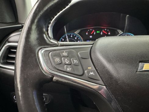 Used 2020 Chevrolet Equinox LT AWD/4WD image 21