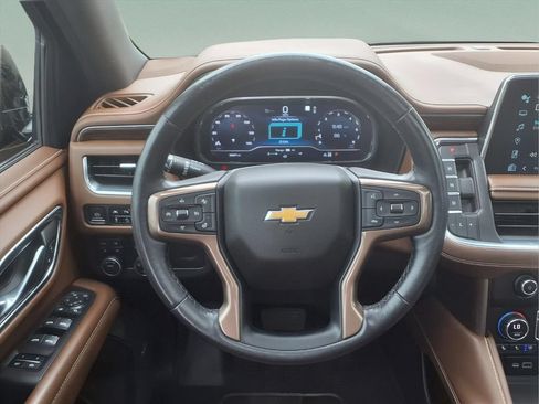 Used 2023 Chevrolet Tahoe High Country w/ Premium Package 2 AWD/4WD image 21