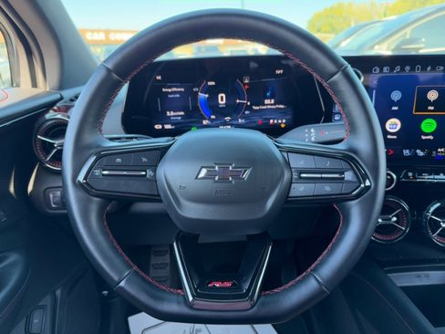 Used 2024 Chevrolet Blazer EV RS image 22