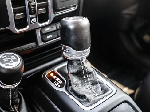 Used 2021 Jeep Wrangler Unlimited Sahara w/ Cold Weather Group image 11