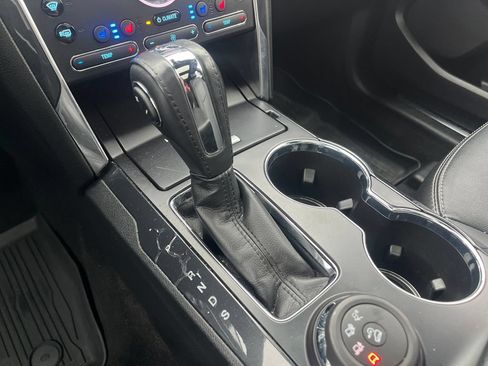 Used 2018 Ford Explorer Limited w/ Equipment Group 301A AWD/4WD image 31