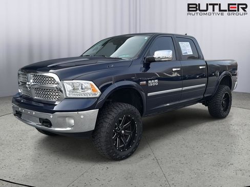 Used 2016 RAM 1500 Laramie w/ Convenience Group image 2