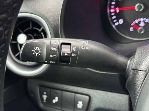 Used 2023 Kia Forte GT-Line w/ GT-Line Premium Package FWD image 12