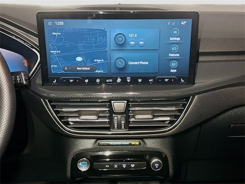 Certified 2024 Ford Escape ST-Line Select w/ Tech Pack #2 image 11