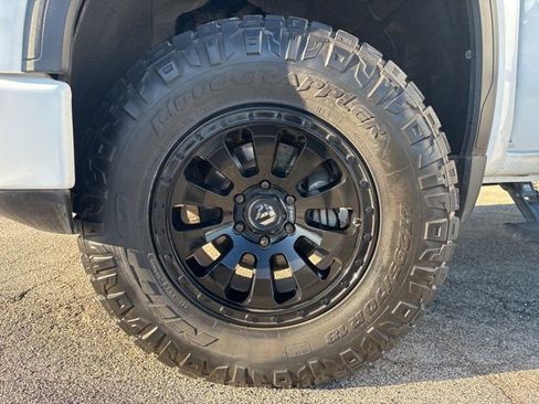 Used 2021 GMC Sierra 1500 AT4 w/ Technology Package image 32