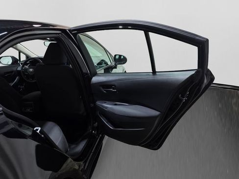 Used 2024 Toyota Corolla LE FWD image 28